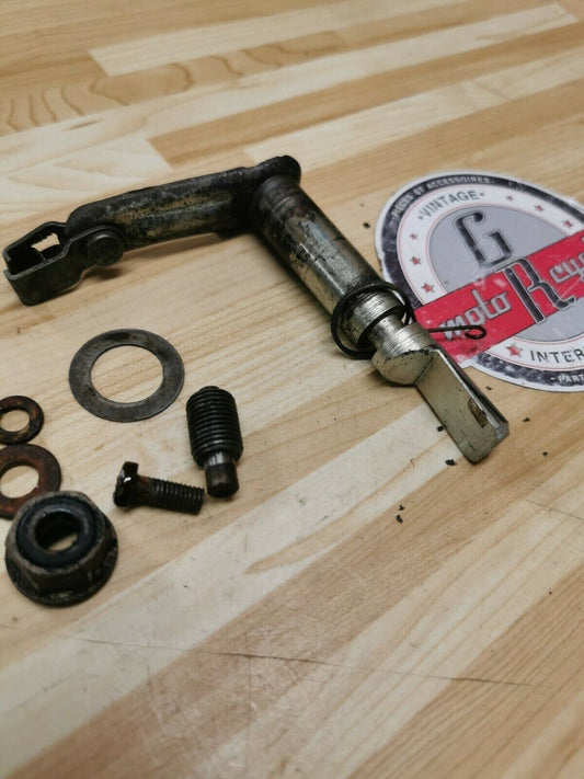 Yamaha DT250 1976 clutch push lever arm actuator lever spindle lifter