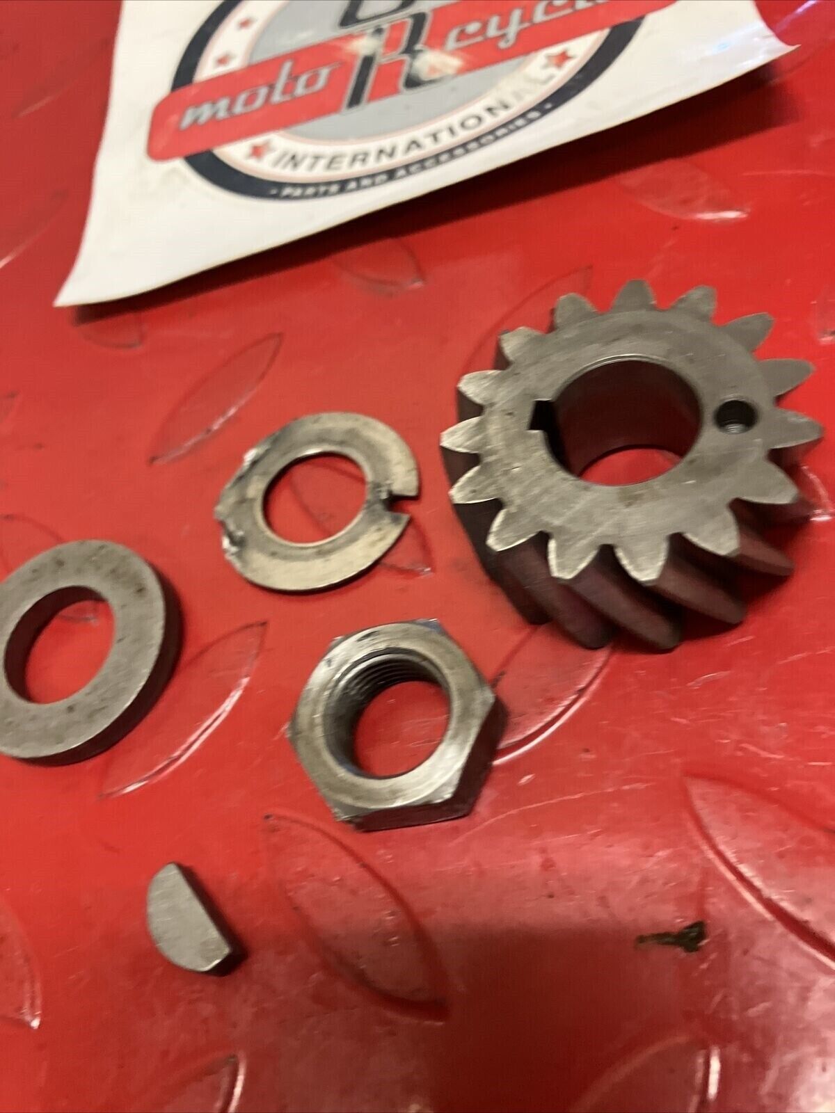 Suzuki RV90 1973 crankshaft crank shaft primary drive gear