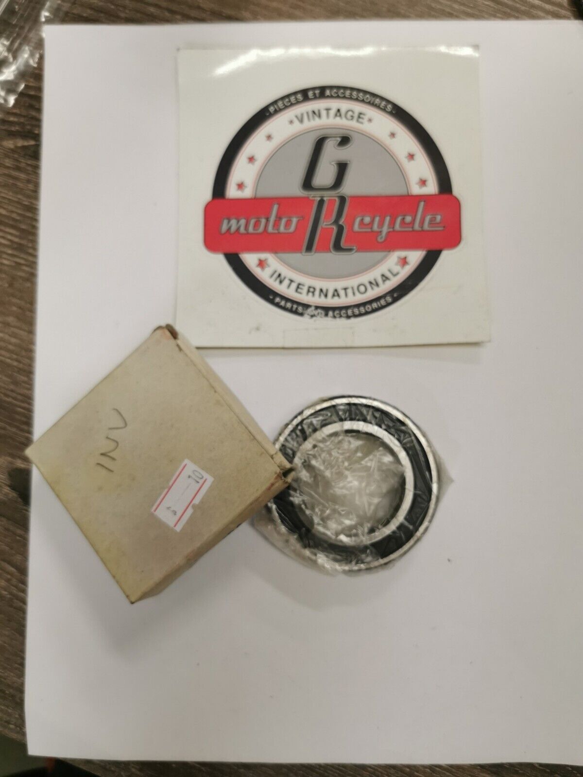 NOS  BALL BEARING 6007-2RS  J18