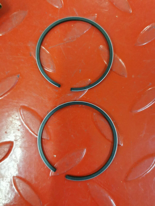 NOS YAMAHA YCS1 1968 PISTON RING SET STD 164-11601-00-00 Y51