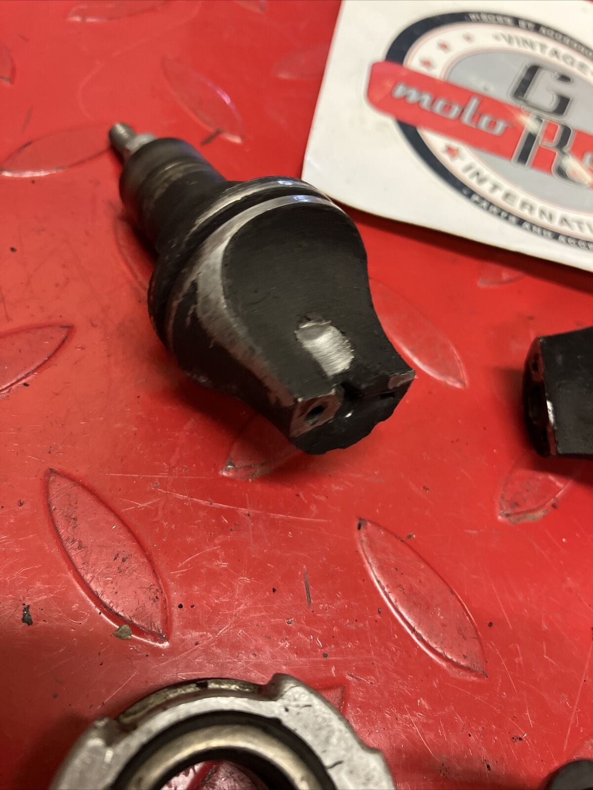 Yamaha YZ125 1983 exhaust power valve holder