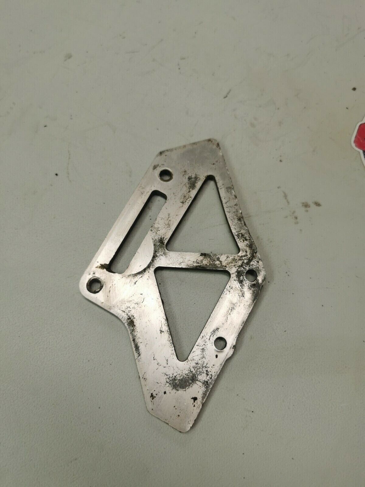 Suzuki RM125 1991 chain guard slider protector outer plate