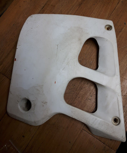Honda CR250R 1991 fuel tank shroud cover side radiator CR125R CR125 CR250 CR 250
