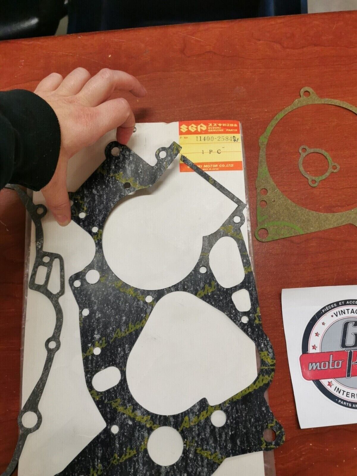 NOS SUZUKI TS100 TC100 GASKET KIT INCOMPLETE 11400-25841 SUB. 11400-25844 S31