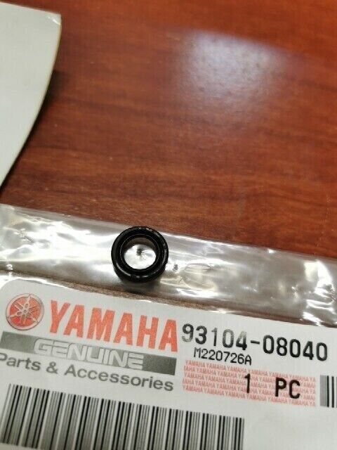 NOS Yamaha XS500 YZ65 YZ85 YZ125 YZ250 OIL SEAL (8X12X3-371) 93104-08040-00 Y107