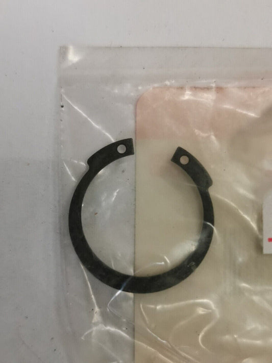 NOS SUZUKI RM85 CIRCLIP  09381-19003 S29