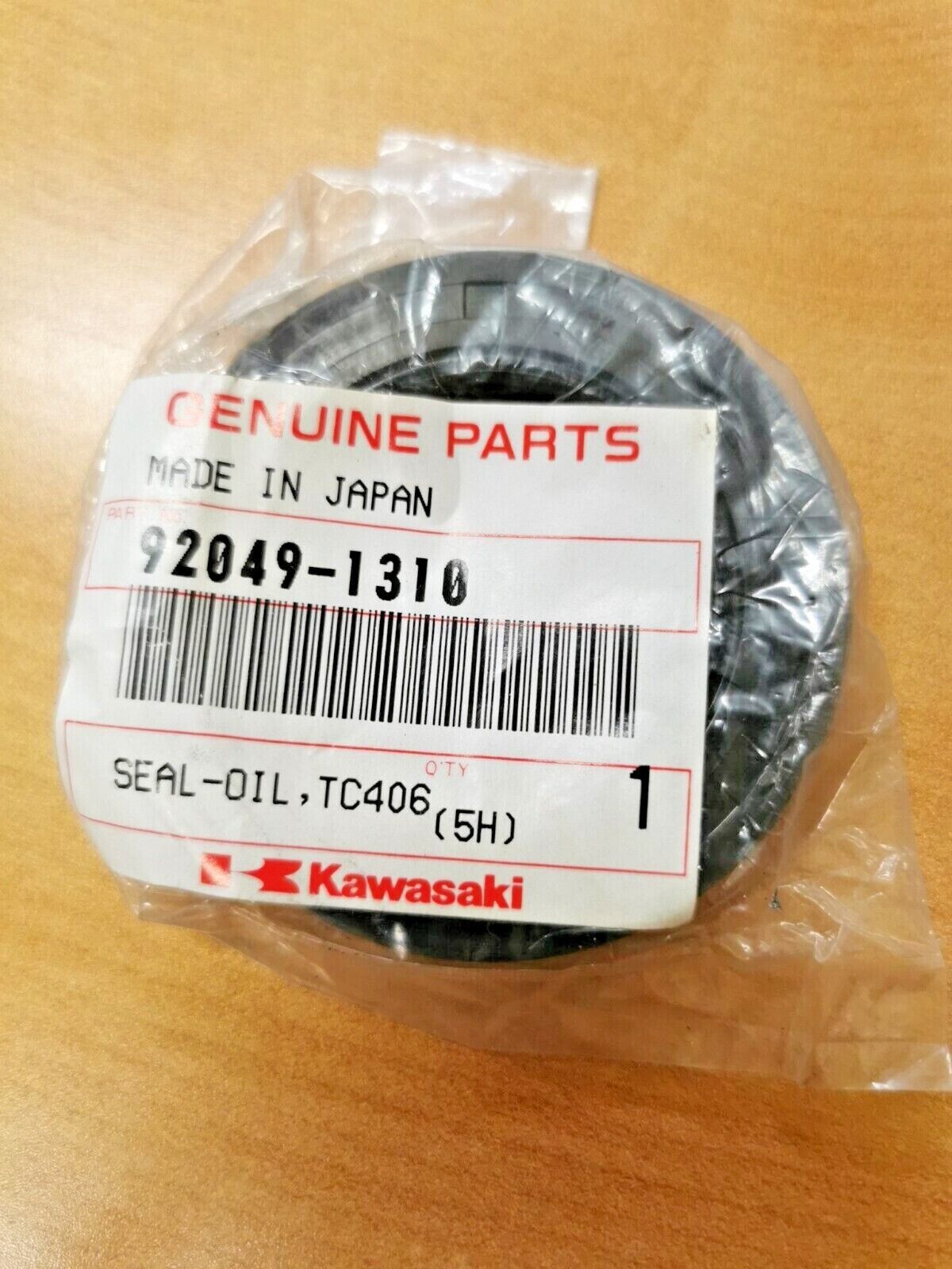 NOS KAWASAKI KLF300 KLF400 1989 - 2005 OIL SEAL 92049-1310 K7