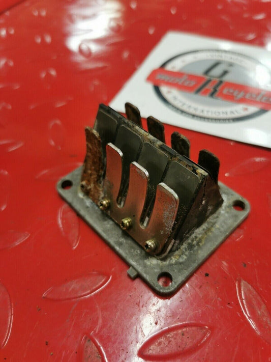 Yamaha DT250 1977 reed valve block cage 1978 1979