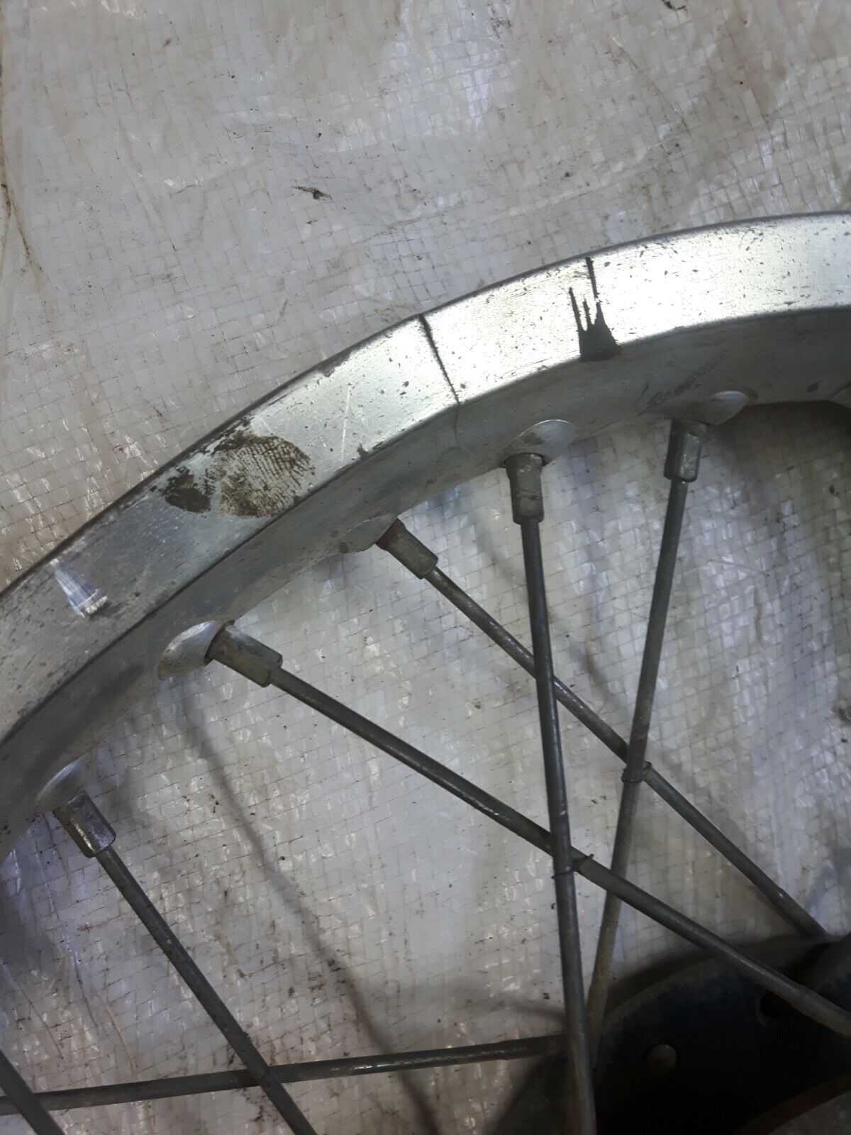 Suzuki PE175 1980 rear wheel hub rim 1981