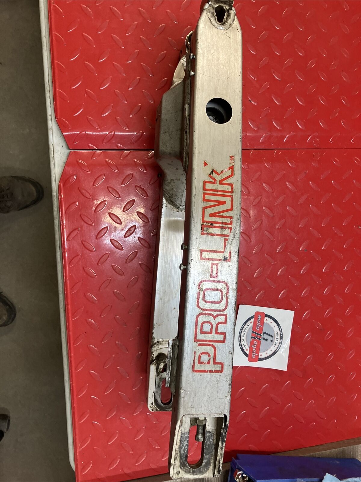 Honda CR250R 1988 swingarm rear swinging arm 2