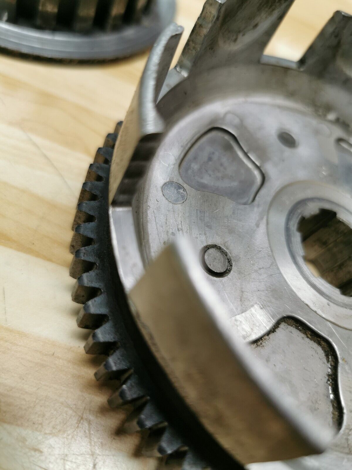 Honda XR80 1983 clutch basket hub pressure plate 22100-149-000 22121-115-010 2