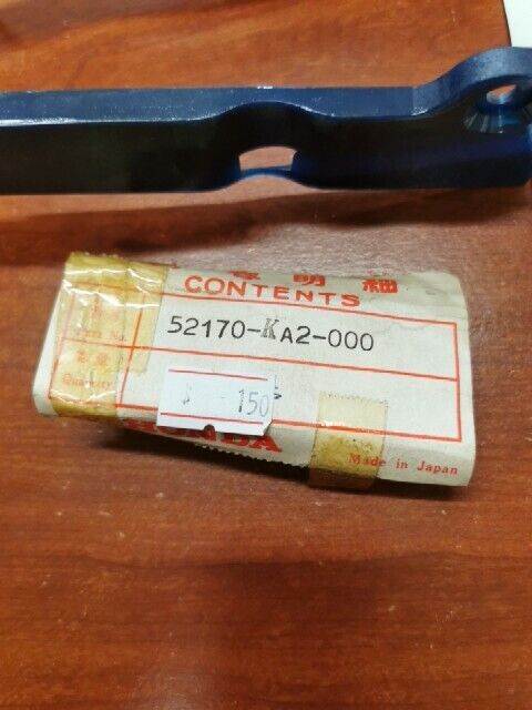 NOS Honda 1981 - 1983 XR200R CHAIN SLIDER 52170-KA2-000 H86