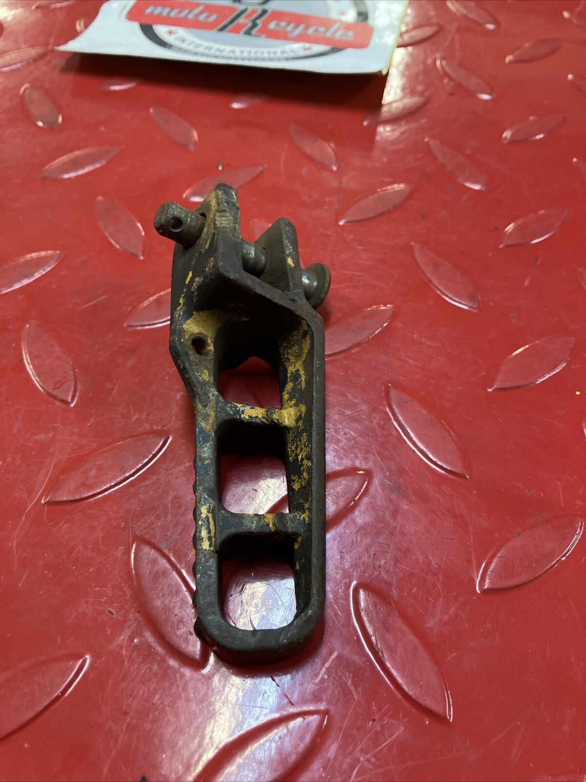 Suzuki RM125 1985 Footpeg footrest Foot peg rest step left right 1984