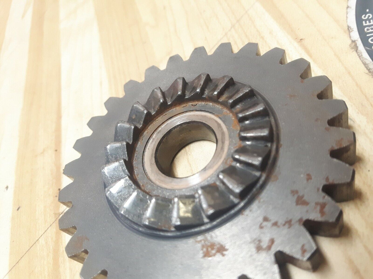 Honda CR125R 1980 kickstarter kick starter spindle shaft idle gear 1979