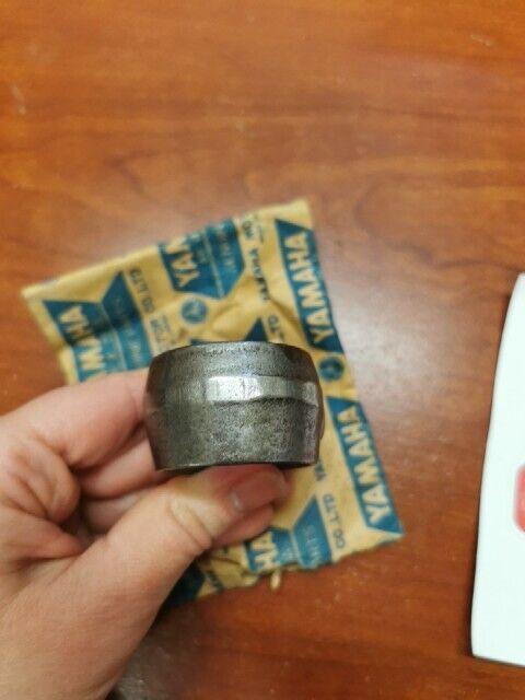 NOS Yamaha CS3 CS5 RD200 YCS1 SHIFT FORK 174-18512-00-00 SUB 174-18512-01-0 Y116