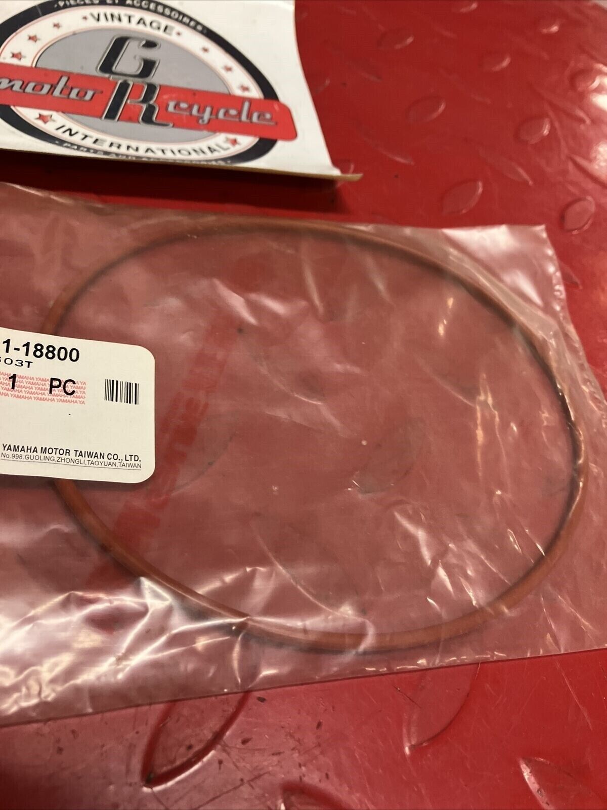 NOS YAMAHA CYLINDER HEAD VALVE COVER O-RING 93211-18800-00 Y61