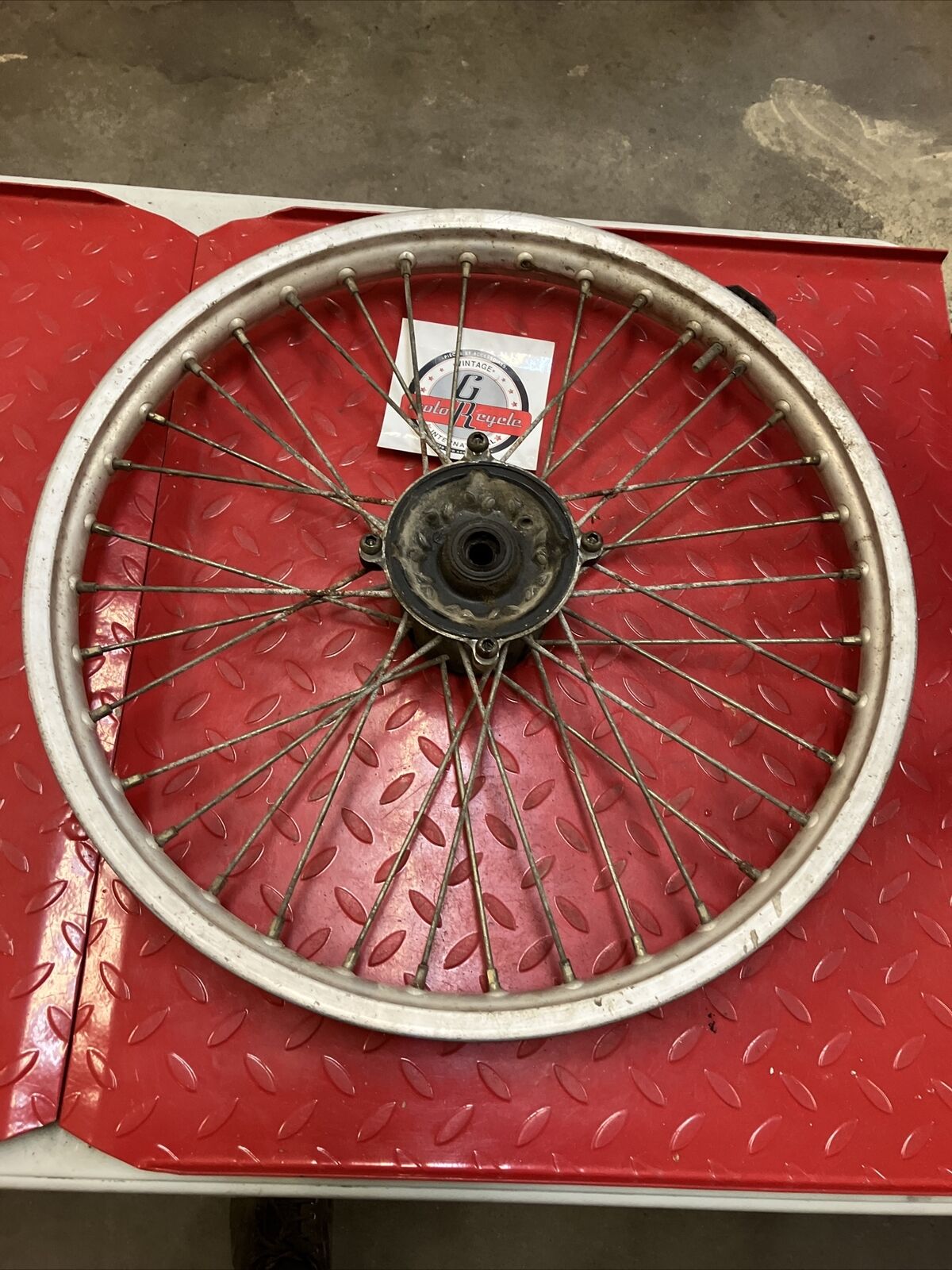 Honda CR250R 1984 Front wheel rim hub CR125R CR500R