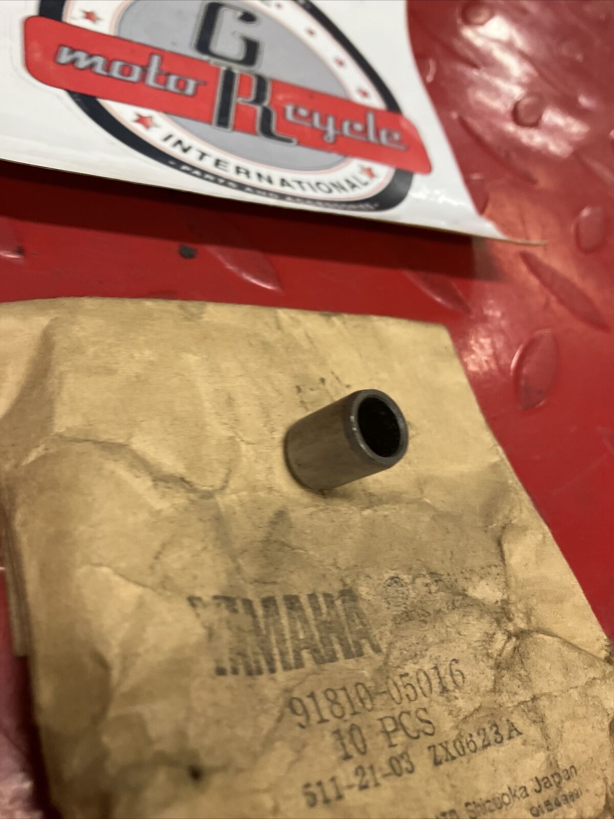 NOS YAMAHA DOWEL PIN 91810-05016-00 SUB BY 99530-12016-00 Y67