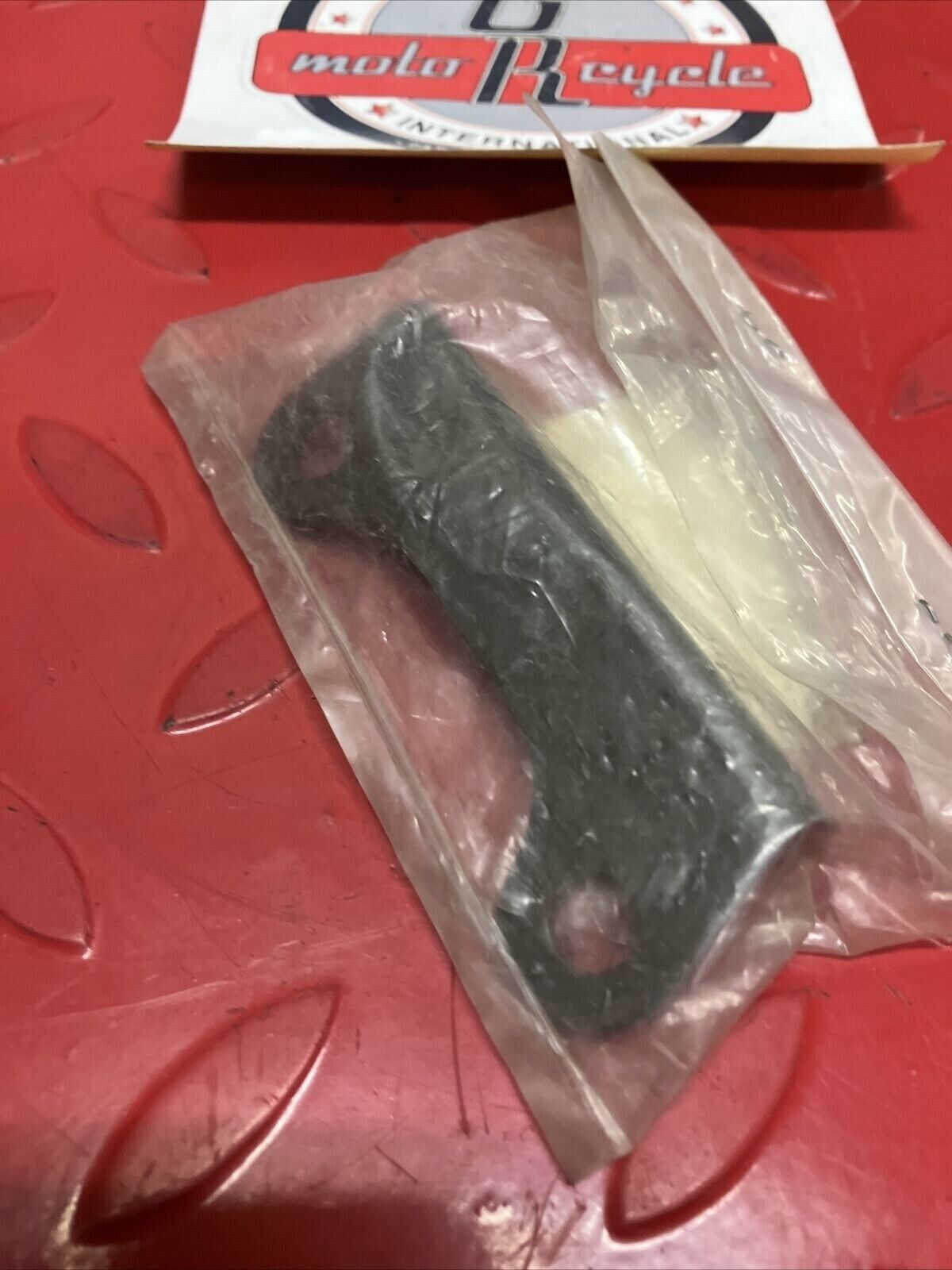 NOS YAMAHA BRACKET 2 4X7-2138L-00-00  Y64