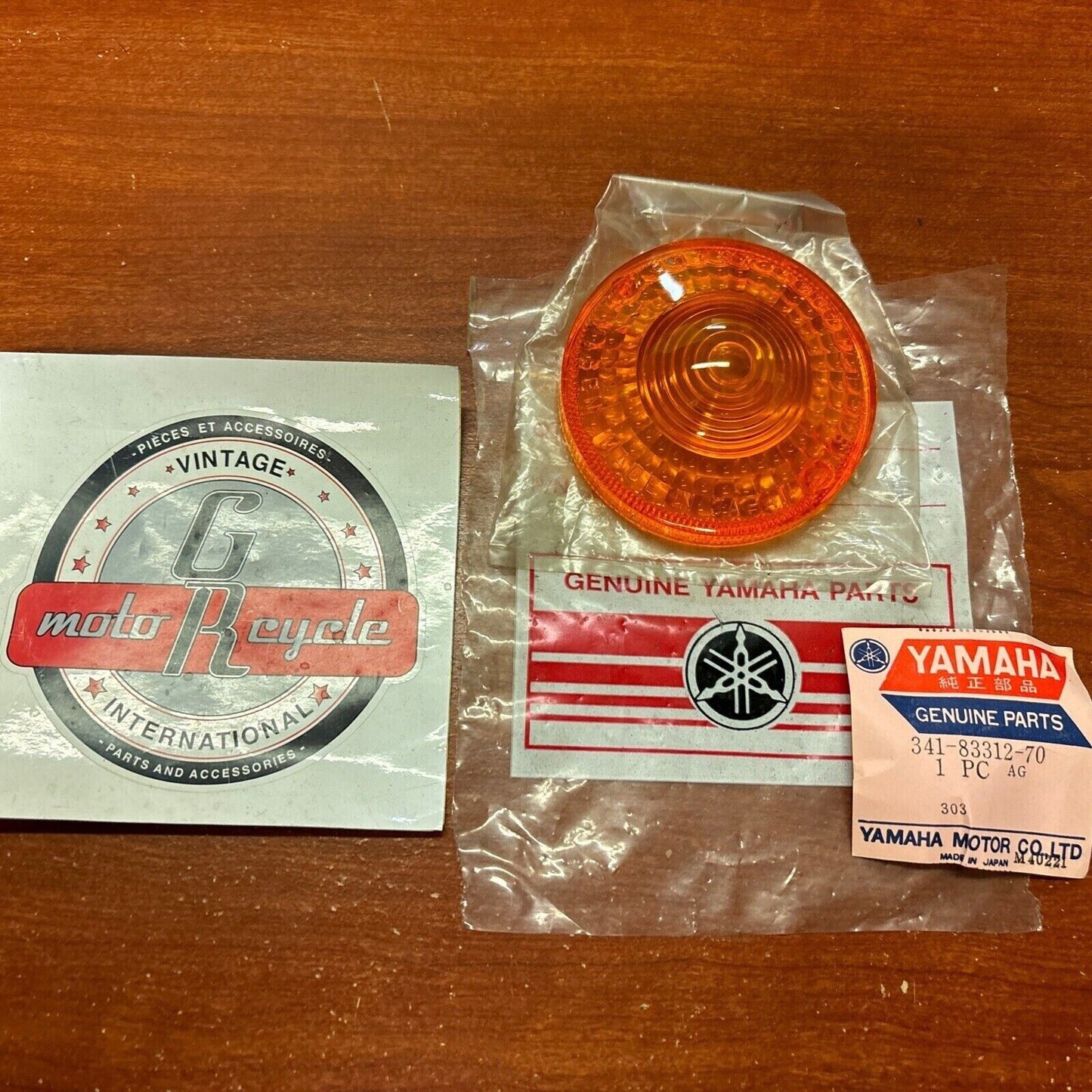 NOS Yamaha DT100 DT125 DT175 DT250 FLASHER LENS 341-83312-70-00 Y173