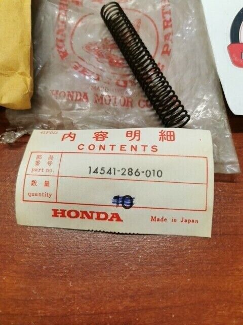 NOS Honda CB250 CB350 CL250 CL350 CAM CHAIN TENSIONER SPRING 14541-286-010 H93