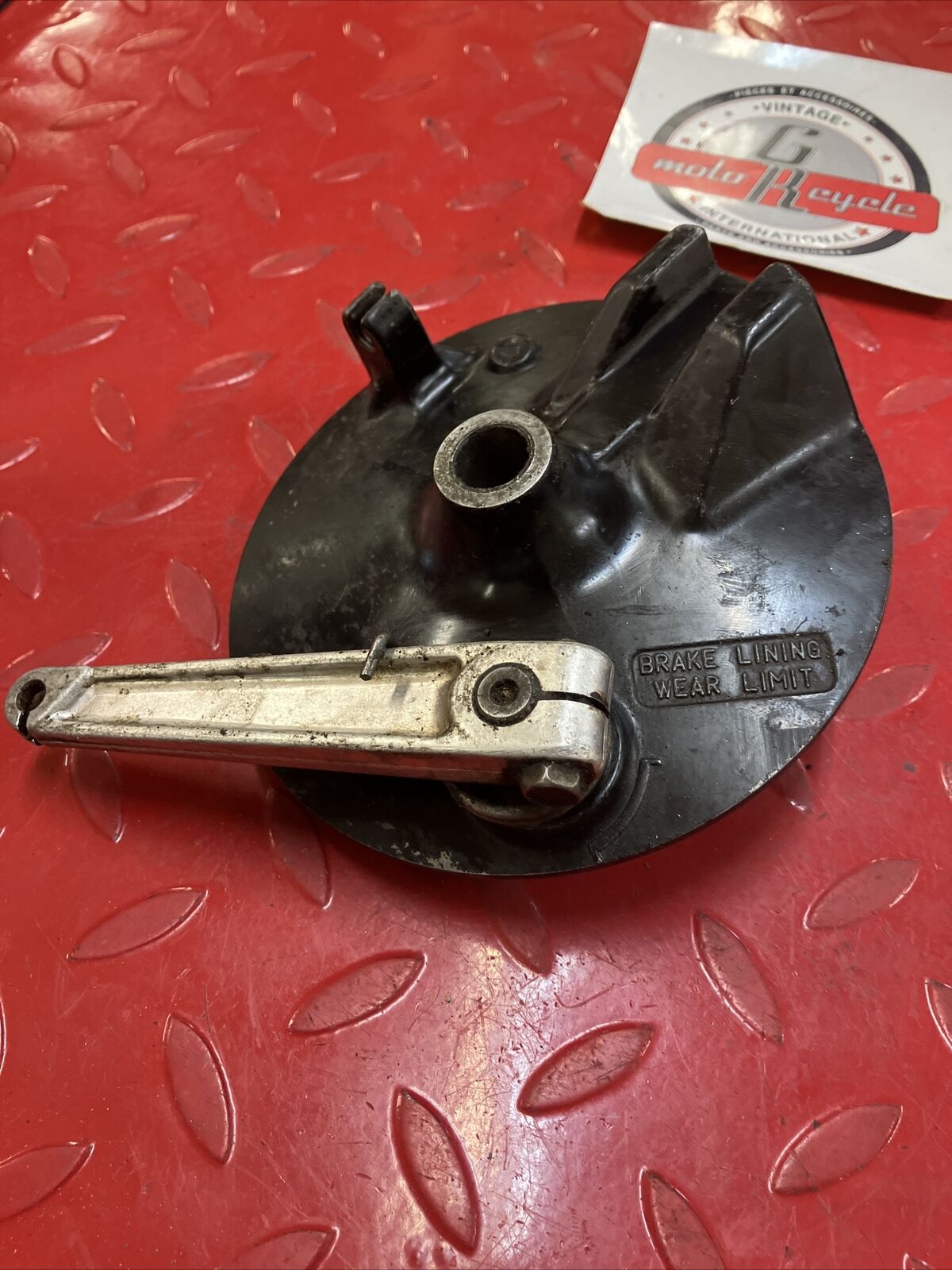 Suzuki RM125 1983 Front brake panel drum plate