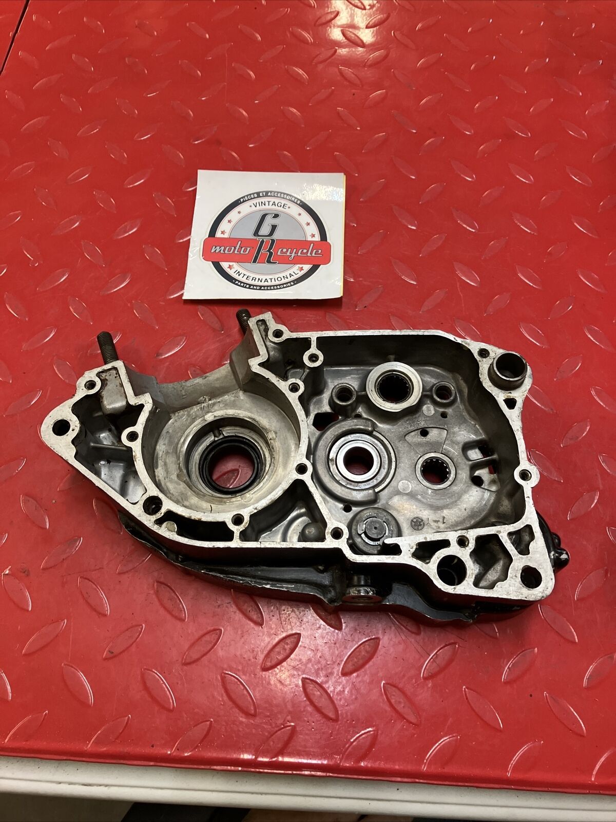 Yamaha YZ125 1977 right crankcase crank case
