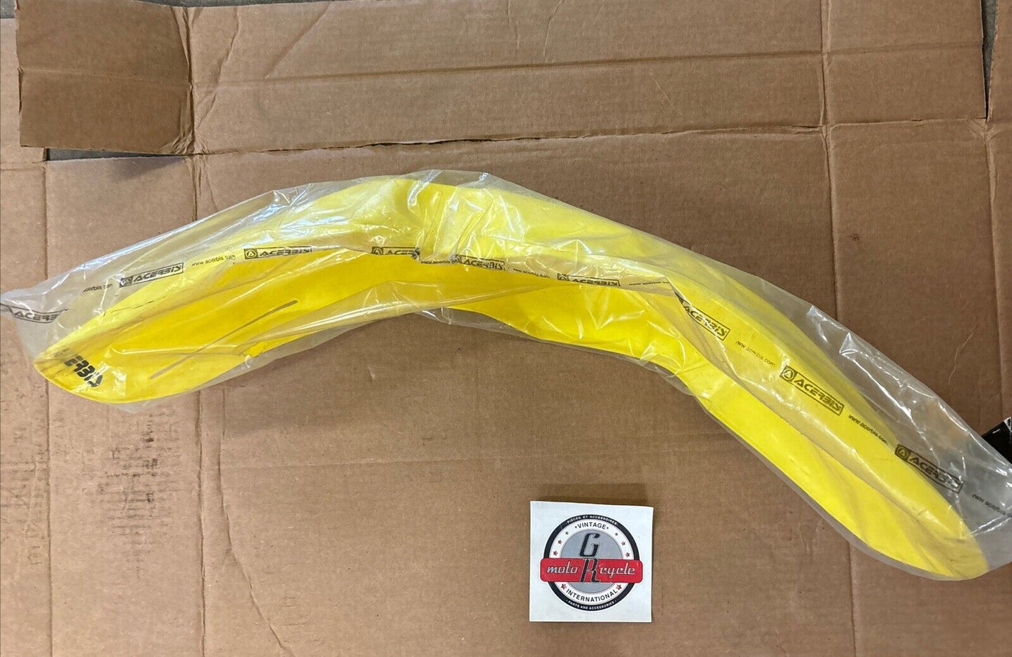 NOS ACERBIS RM125 RM250 FRONT FENDER YELLOW 15836637 8366