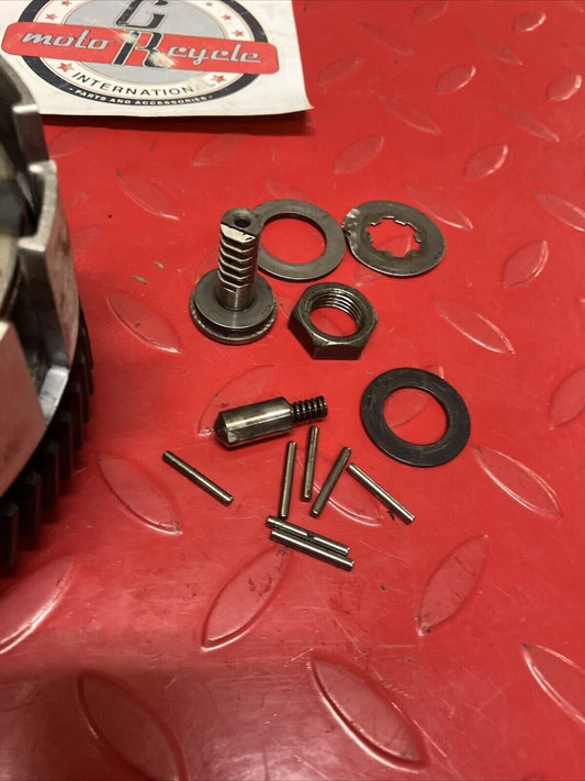 Suzuki DS100 1980 complete clutch assy basket hub pressure plate