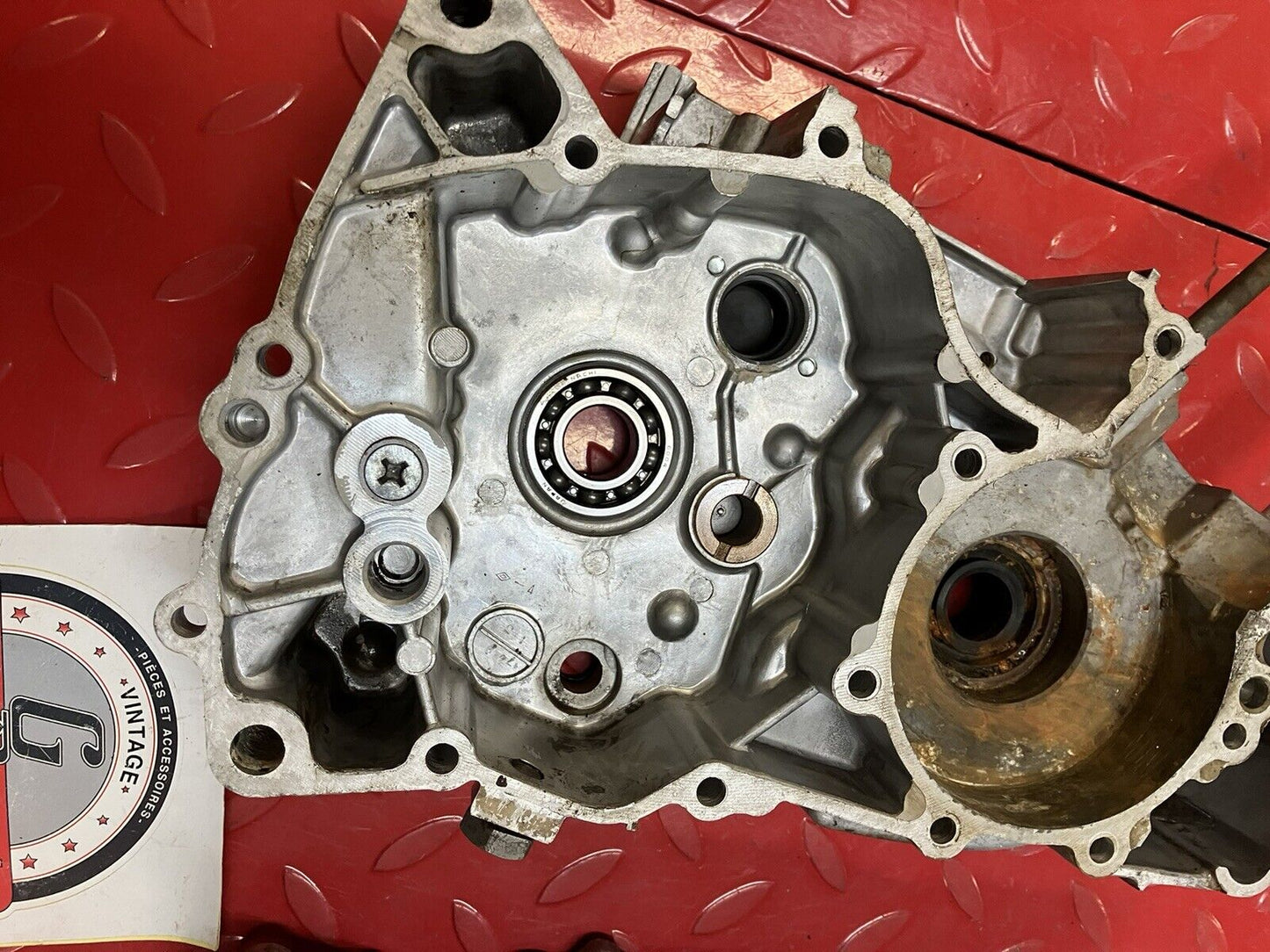 Kawasaki G5 1972 crankcase crank case set left right