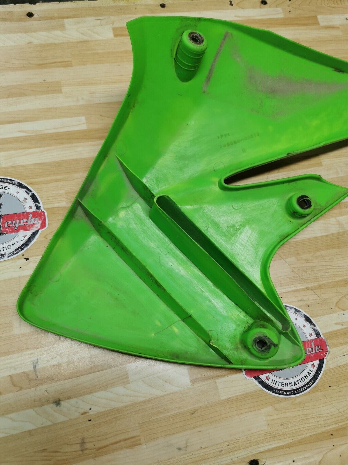 Kawasaki KX250F 2005 right fuel tank radiator shroud cover panel
