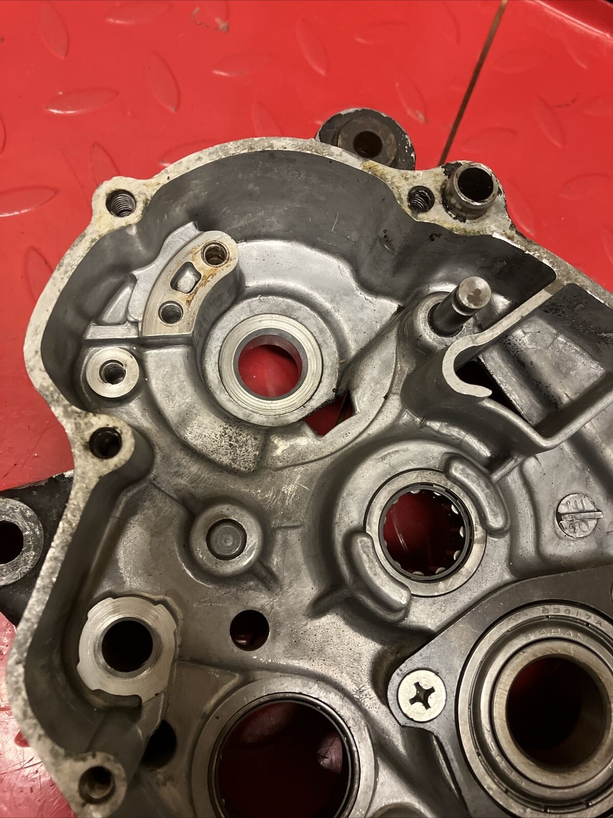 Yamaha DT250 1977 crankcase left right crank case set