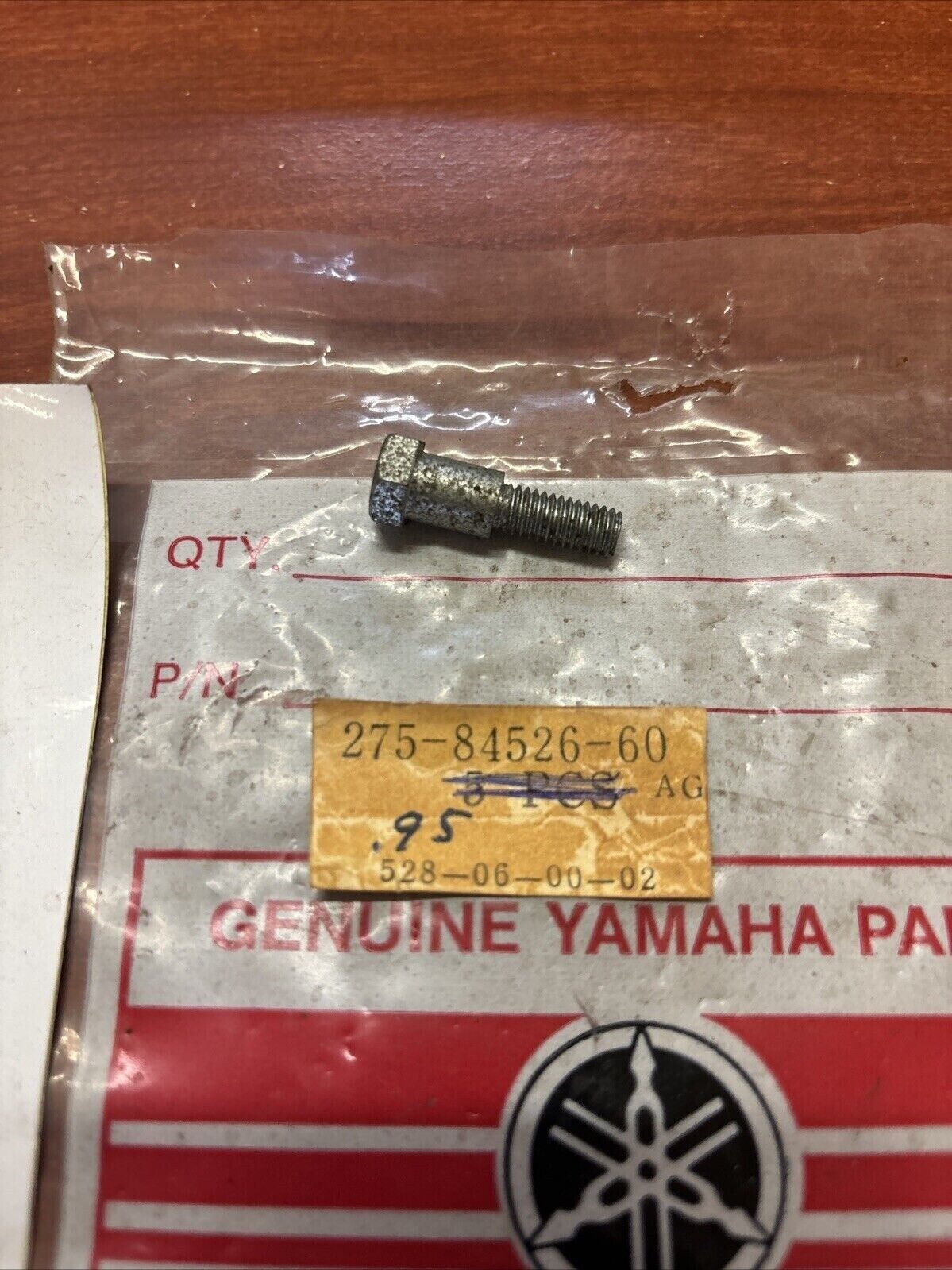 NOS Yamaha 1974 RD250 RD350 BOLT 275-84526-60-00 SUB 479-84526-00-00 Y182