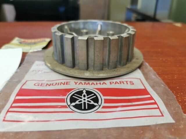 NOS Yamaha AT1 AT2 AT3 CS3 CT1 CT2 CT3 DT125 CLUTCH BOSS 174-16371-01-00 Y161
