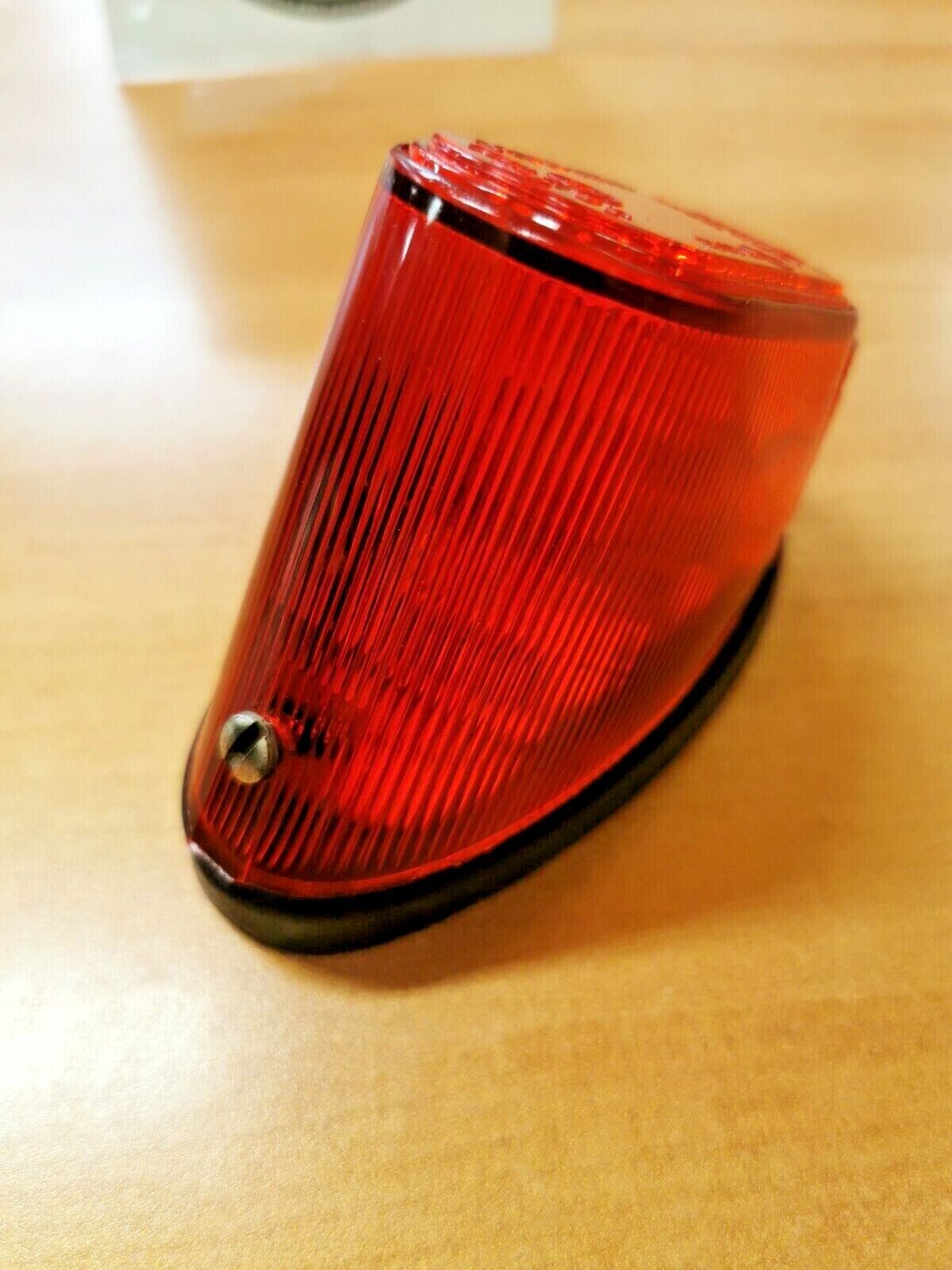 NOS BOMBARDIER PUCH MAXI TAILLIGHT TAIL LIGHT  773-490-257  P1