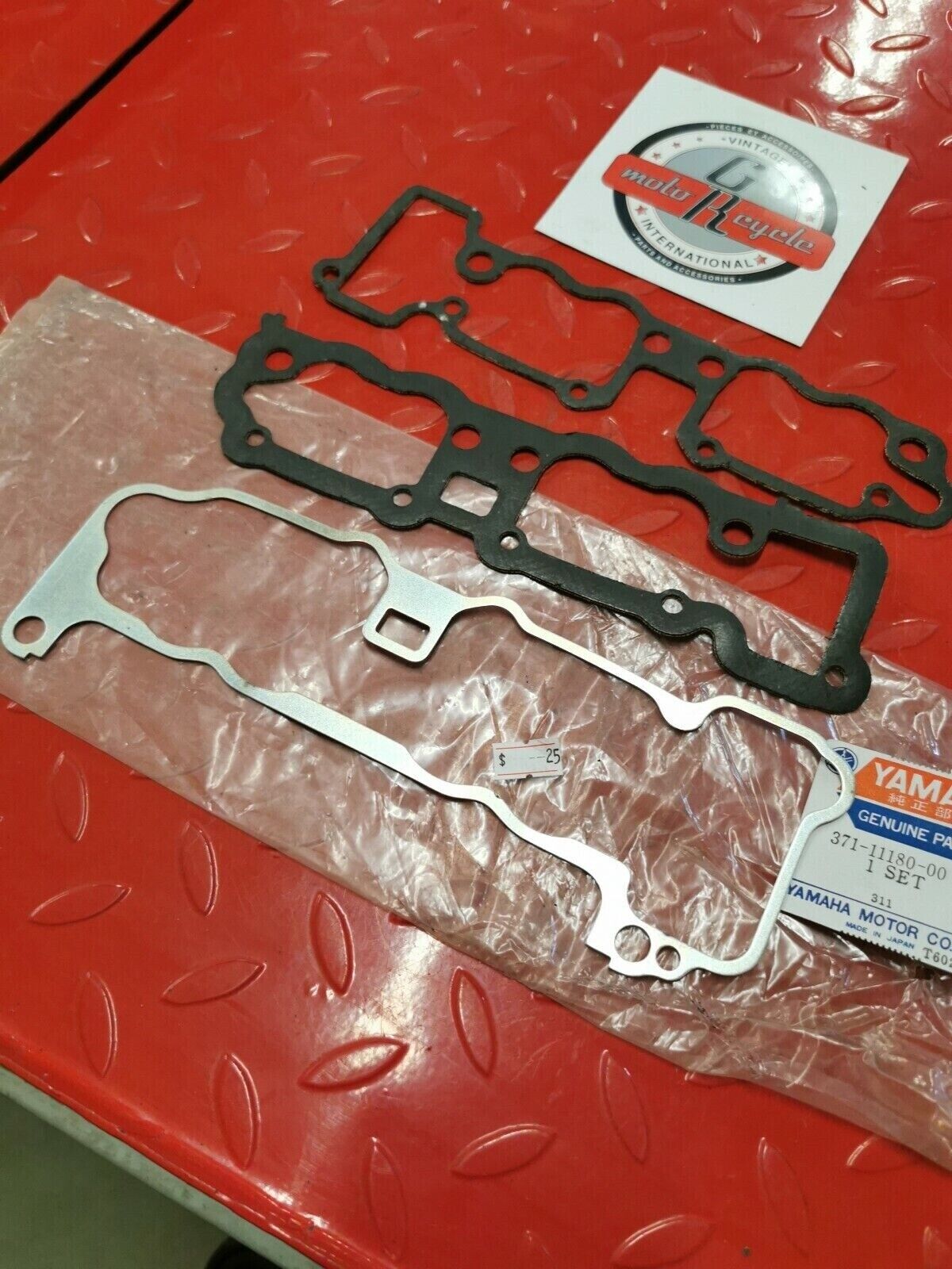 NOS Yamaha XS500 TX500 GASKET, CYLINDER HEAD COVER 371-11180-00-00 Y7
