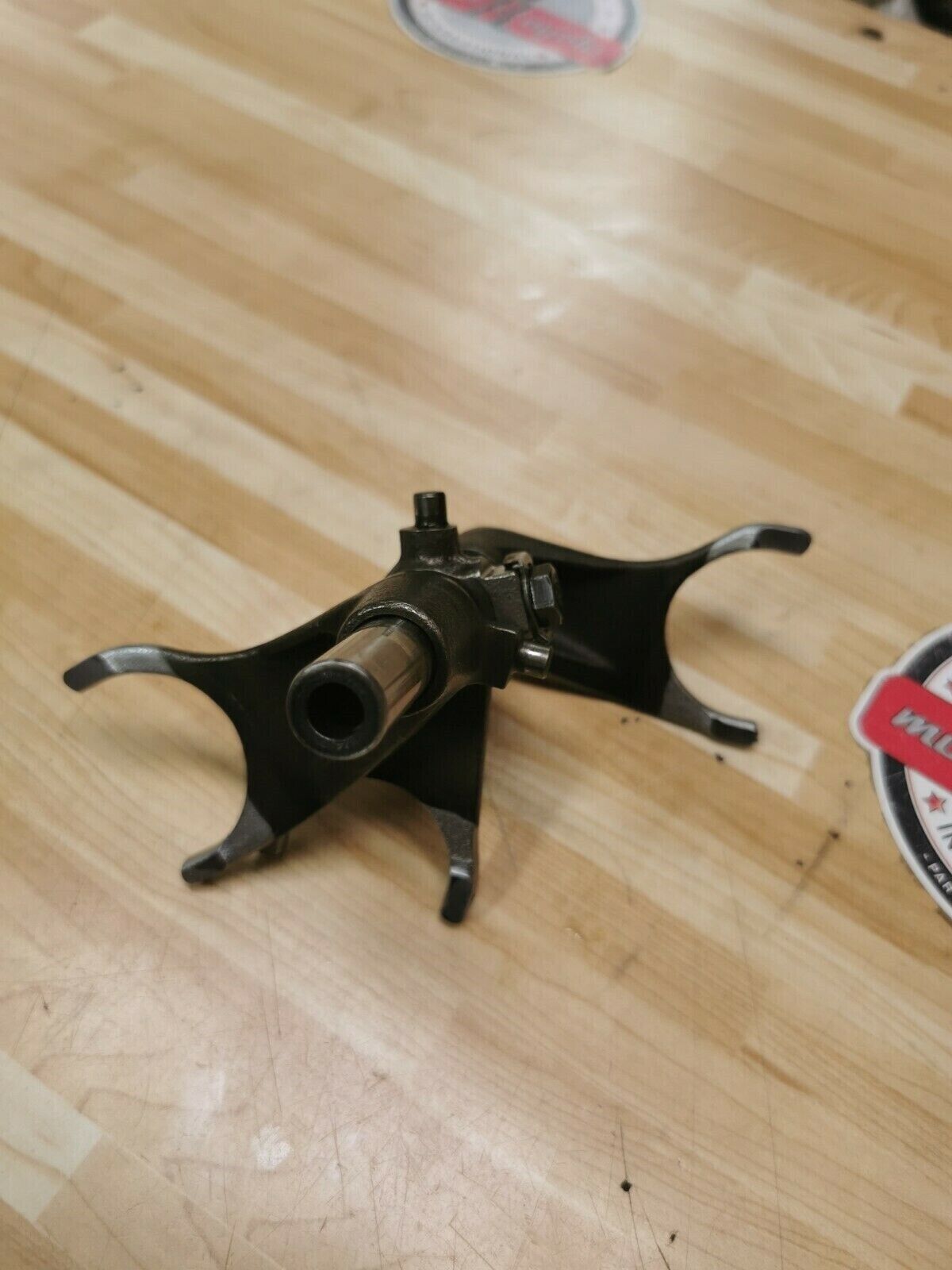 Honda XL600R 1986 transmission gearshift gear shift fork shaft 24211-MG3-000