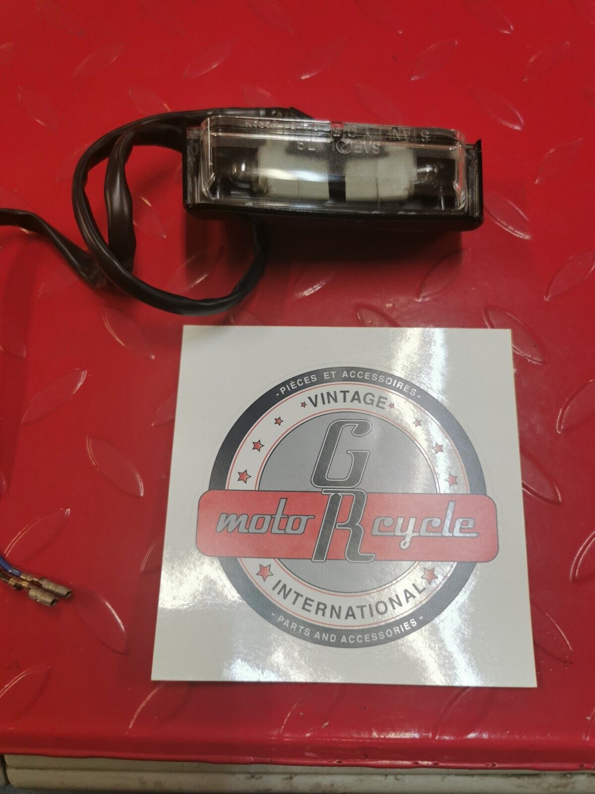 NOS Yamaha 1983 XZ550 LICENSE LIGHT UNIT ASSY 4H3-84745-60