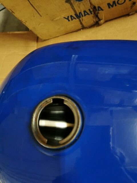 NOS Yamaha 1976 RD200 FUEL TANK (FRENCH BLUE) 398-24110-Y0-04