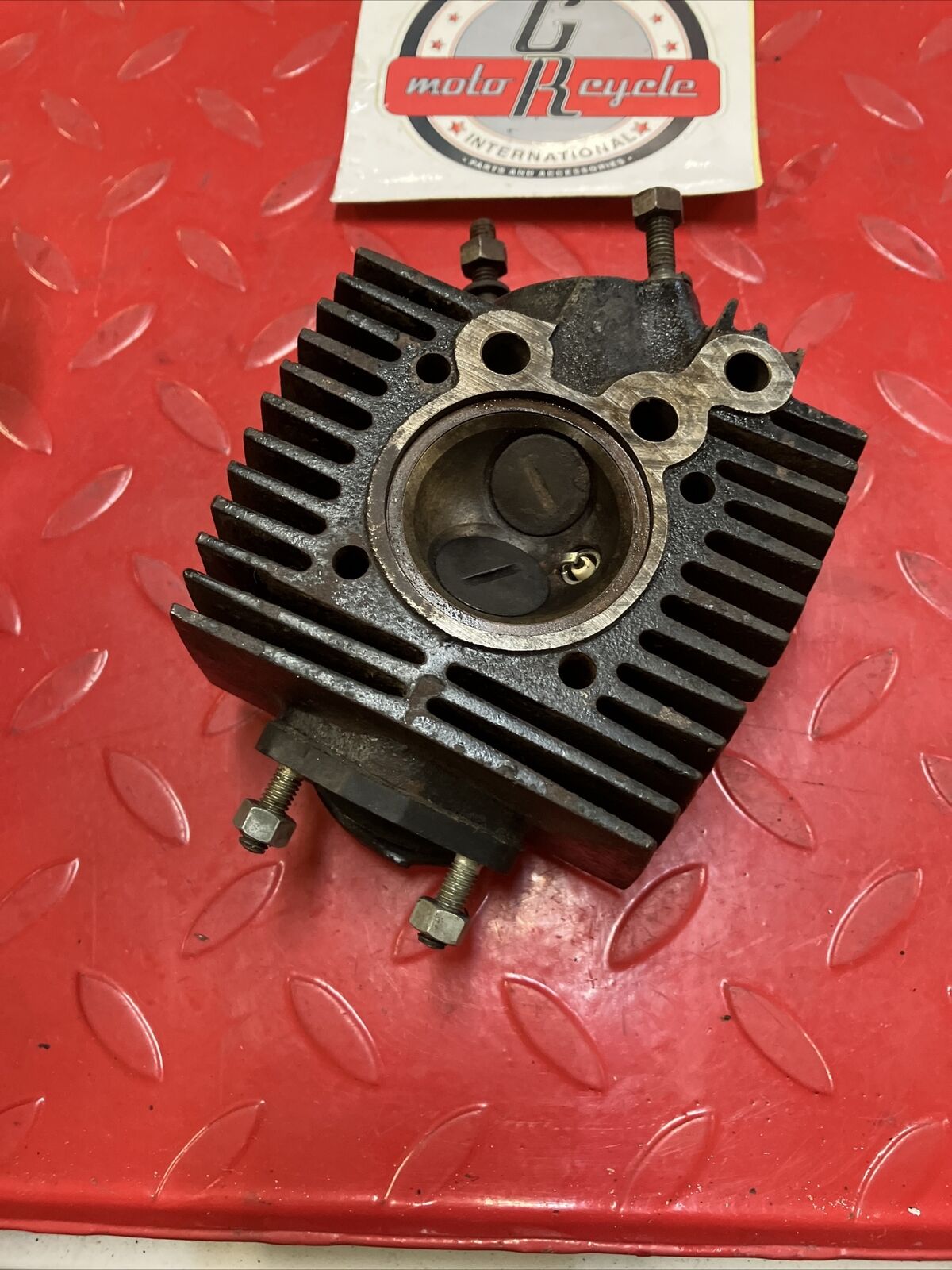 Honda C105 C105T CA105T Trail 55 cylinder jug barrel head valve