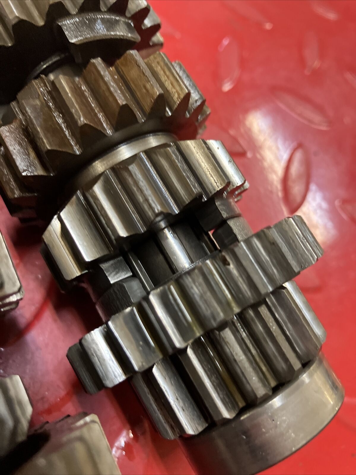 Suzuki RM125 1985 transmission mainshaft counterhsaft main counter shaft gear 2