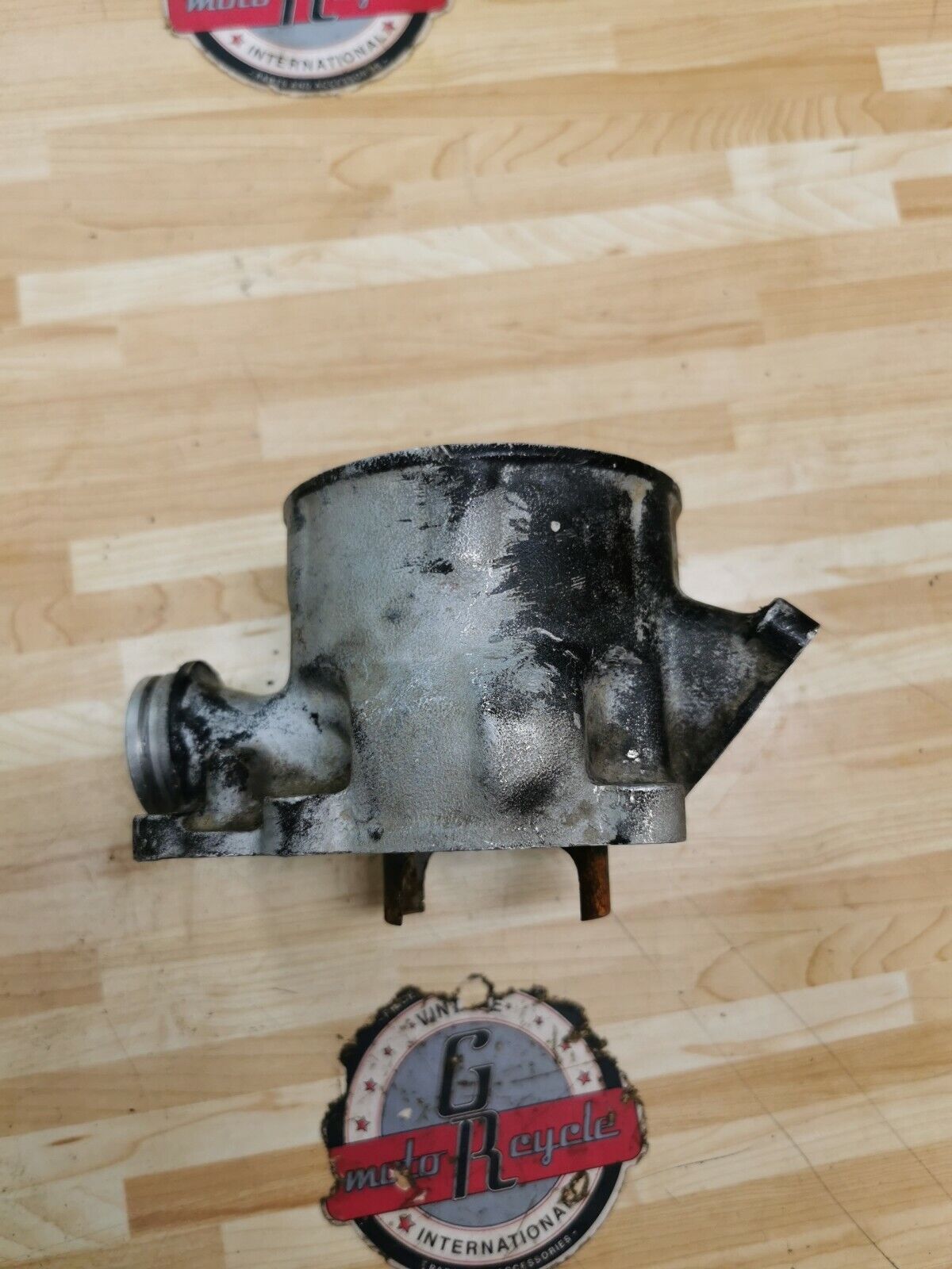 Suzuki RM125 1981 cylinder jug barrel