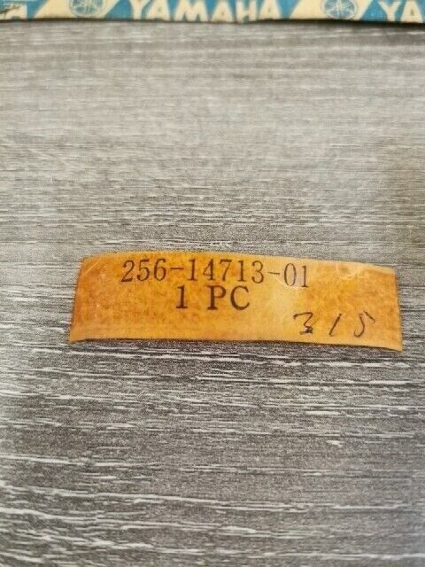 NOS YAMAHA XS1B 1971 XS2 1972 TX650 1973 NUT MUFFLER JOINT 256-14713-01-00 Y157