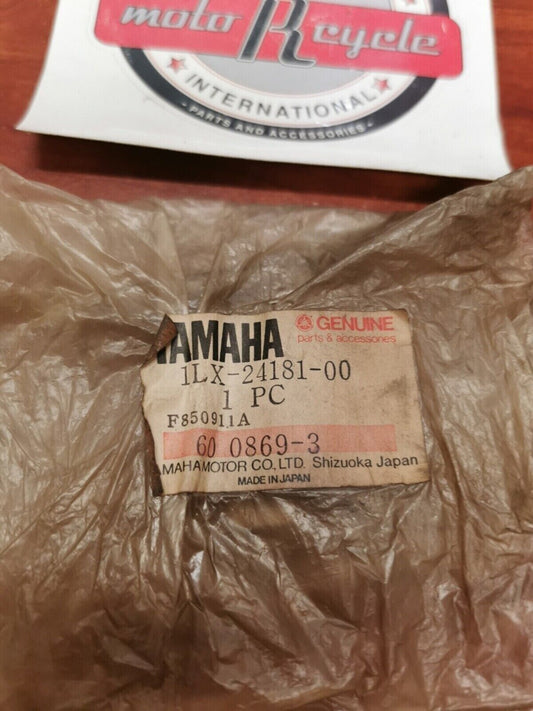 NOS Yamaha YZ125 YZ250 YZ490 WR250 WR500 LOCATING DAMPER 1 1LX-24181-00-00 Y85