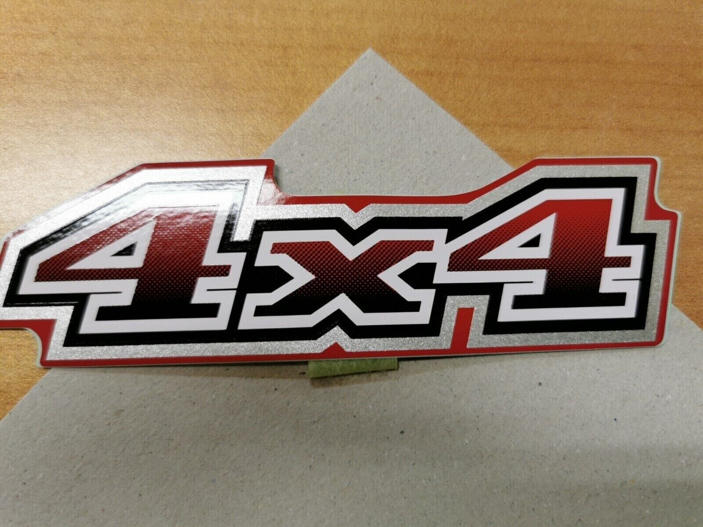 NOS YAMAHA YFM350 2000 - 2002 EMBLEM 2 4KB-2163H-00-00 Y49