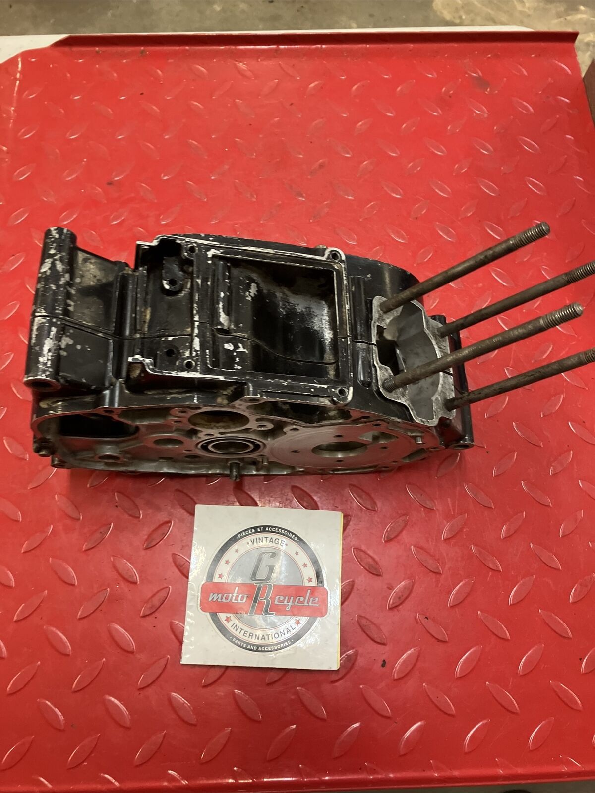 Kawasaki G4TR 1972 left right crankcase 1970 1971 1973