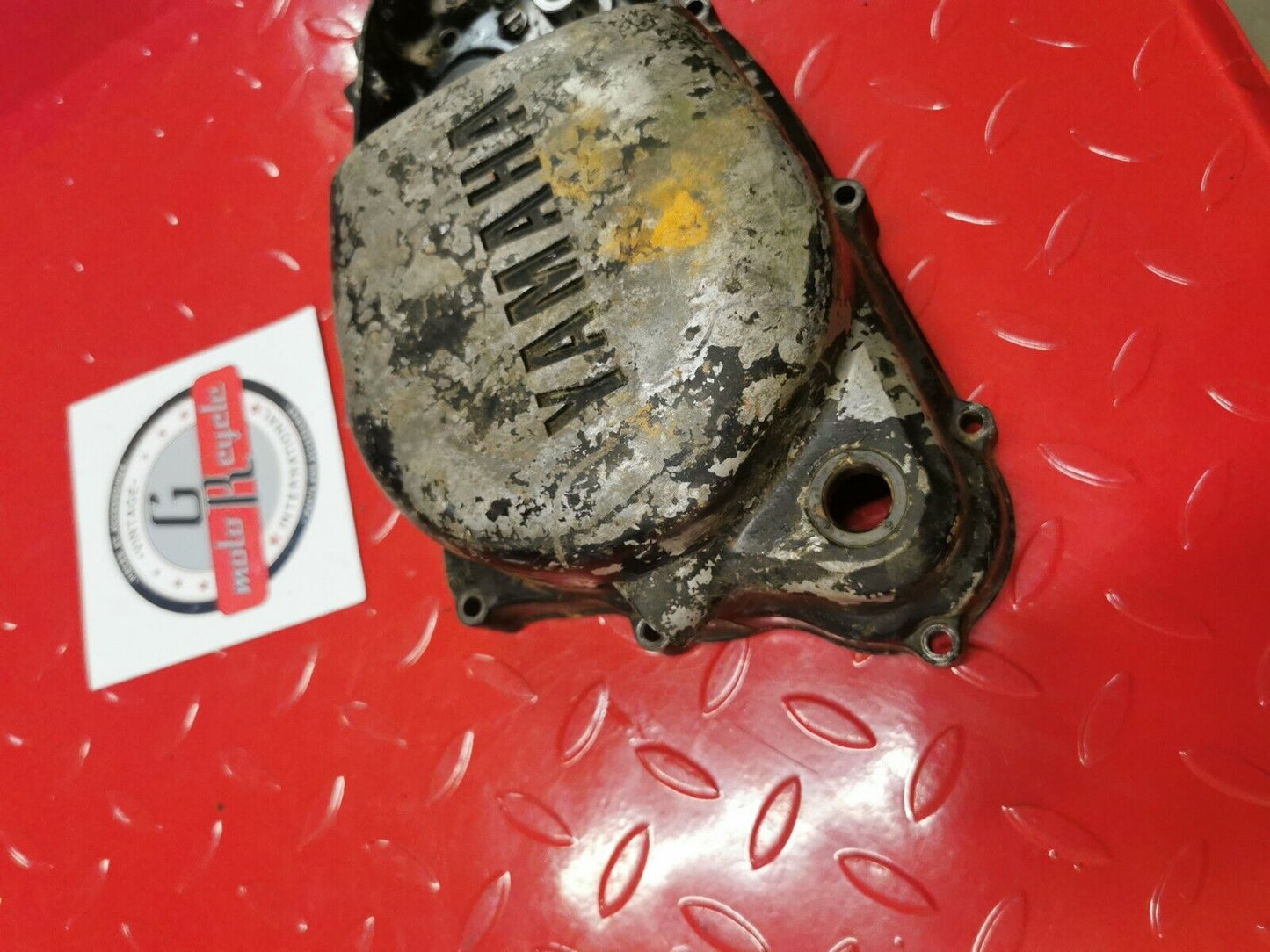 Yamaha MX100 1980 Right crankcase clutch cover DT100 RT100 YZ125 MX175 MX125