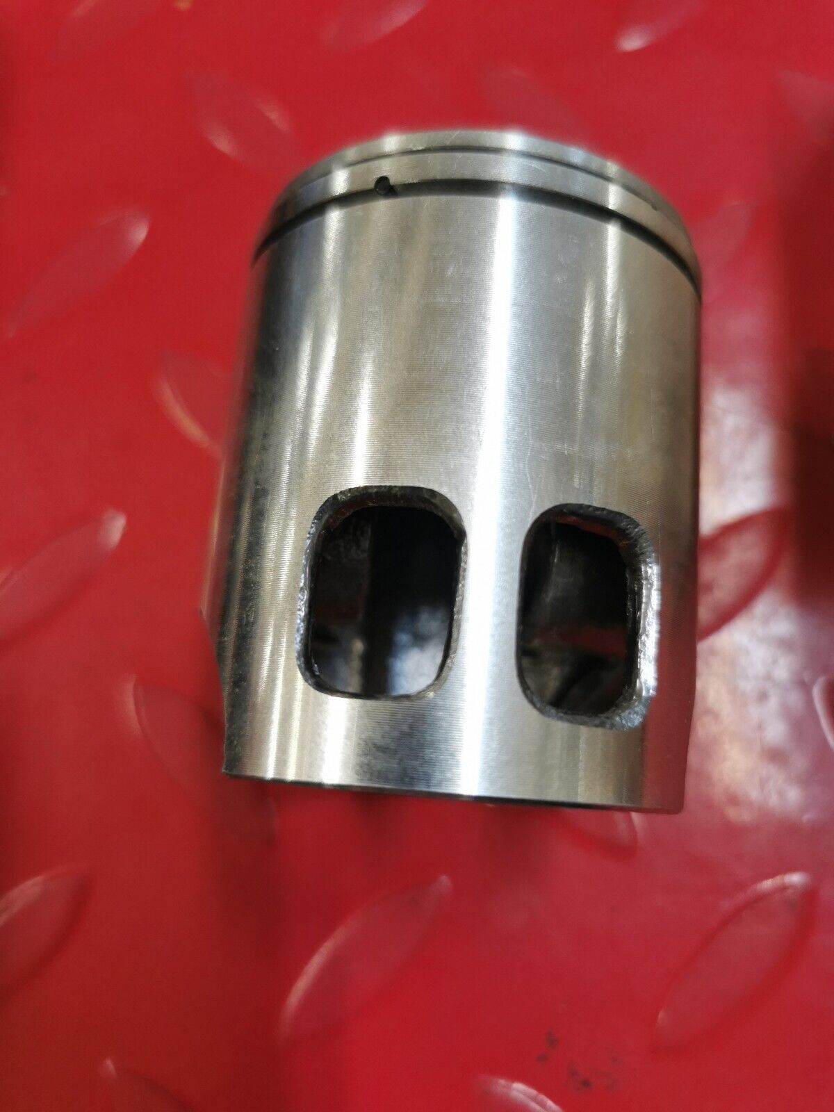 NOS YAMAHA DT100 1974 1975 PISTON 1 O/S 0.25  437-11635-01-00 Y32