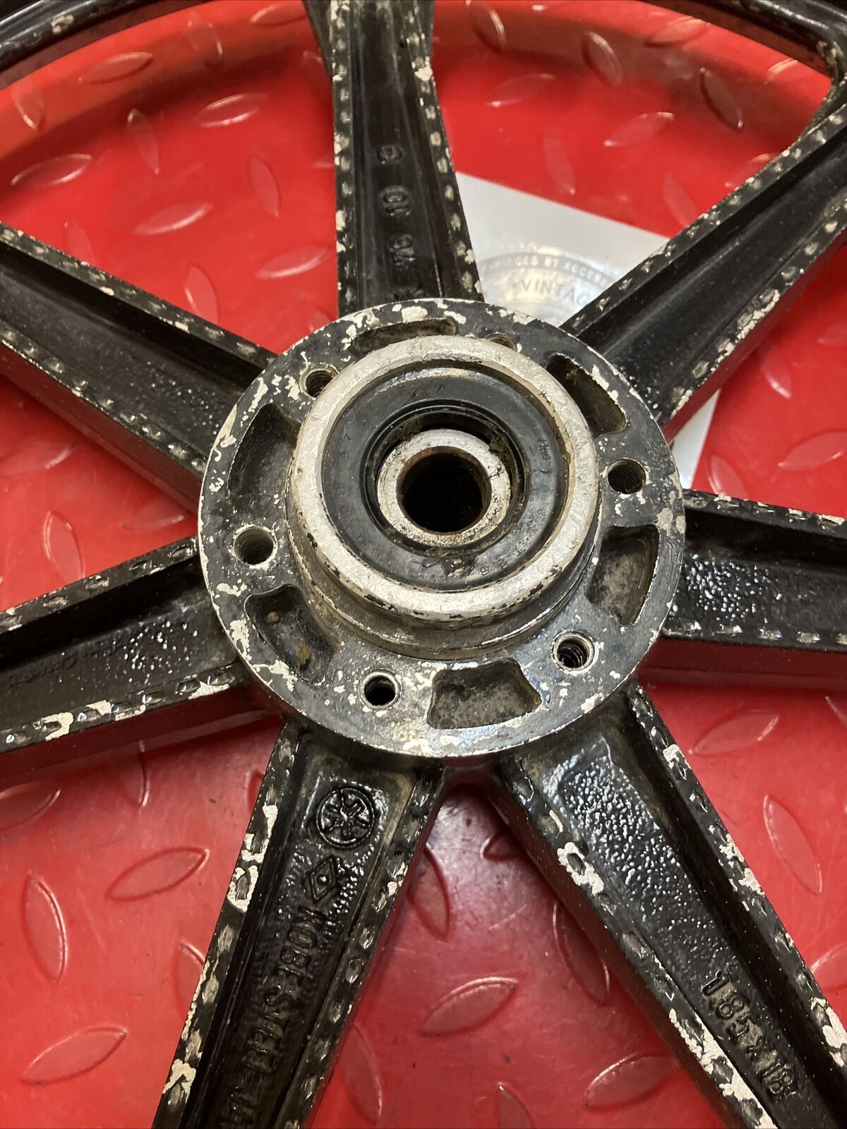 Yamaha RD400 1977 Front wheel 1976