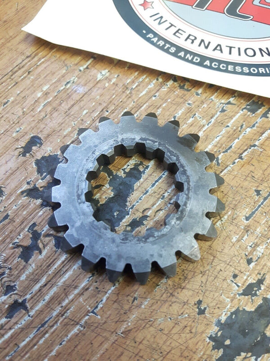 Yamaha YZ250 1988 crankshaft primary drive gear governor